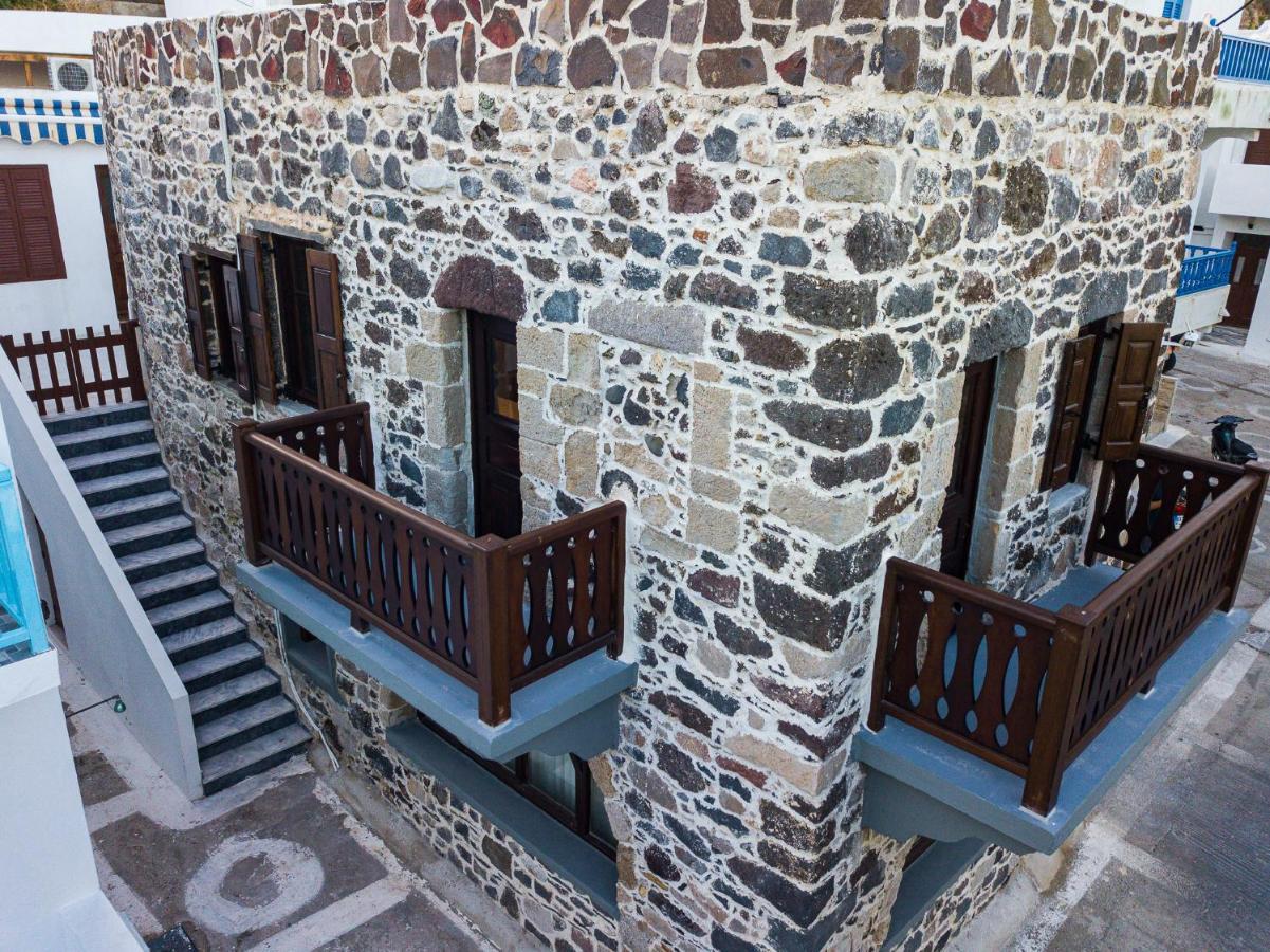 Appartement Plousiadi΄S Stone House à Skála Extérieur photo