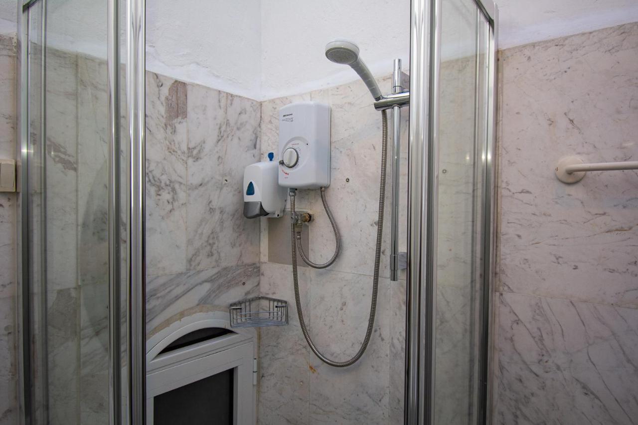 Appartement Plousiadi΄S Stone House à Skála Extérieur photo